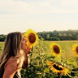 Meet your Posher, Hailey